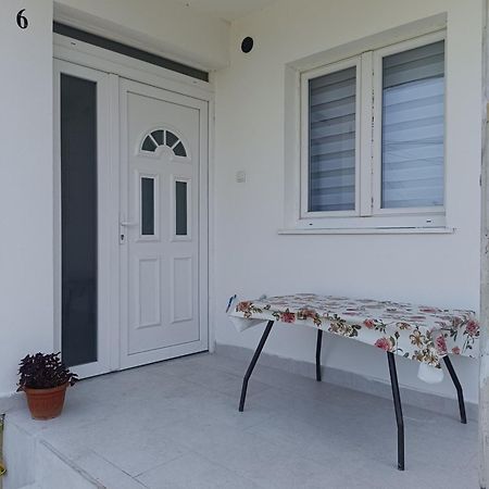 Matija Airport Apartment Mitrovici (Podgorica) Exterior foto